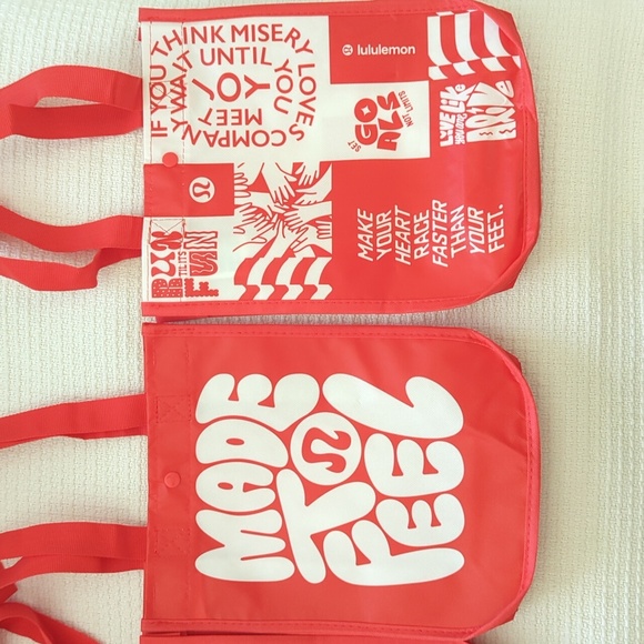 ❤️❤️ Lululemon Small Reusable Red Party Tote Bags - Set Of 8 ❤️❤️ - Picture 3 of 5